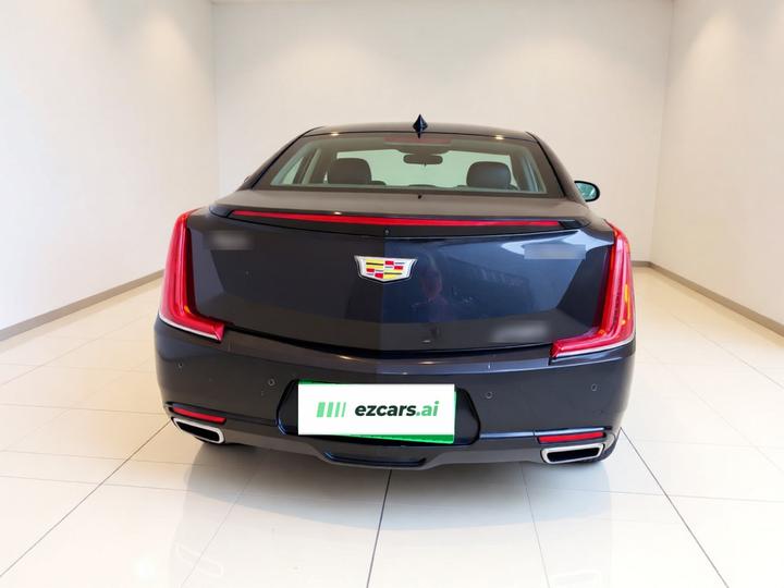XTS 2018 28T Tech photo 5