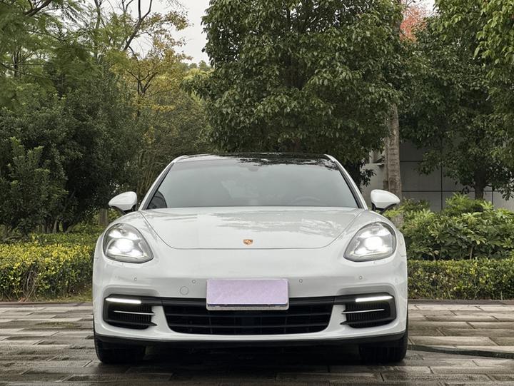 2019 Panamera Executive Extended 2.9T photo 2