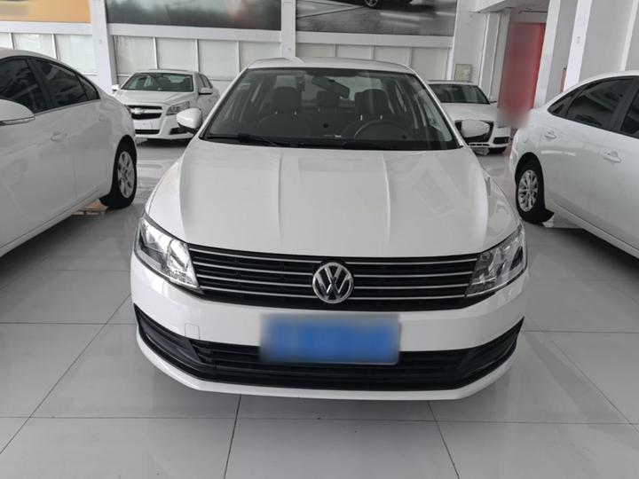 Lavida 2015 1.6L MT photo 2