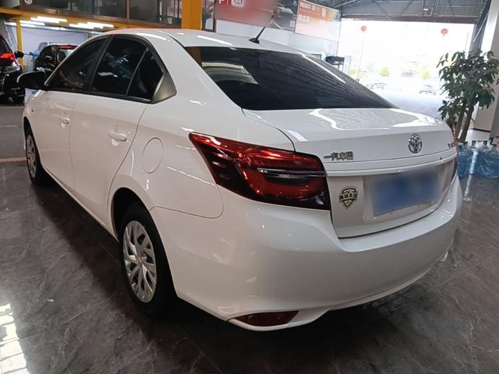 Vios 2021 1.5L CVT photo 4