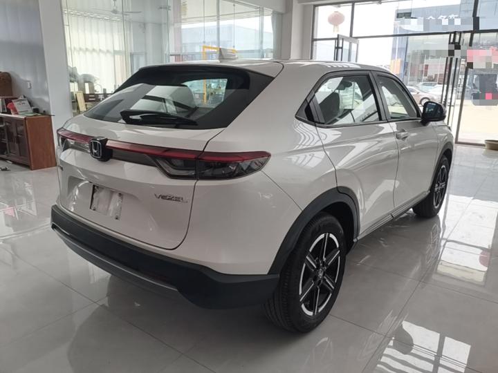 Vezel 2023 1.5L CVT Tech photo 4