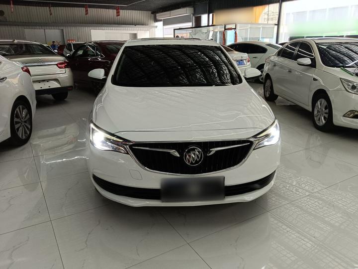 Excelle 2021 Facelift Classic 1.5L AT Elite photo 2