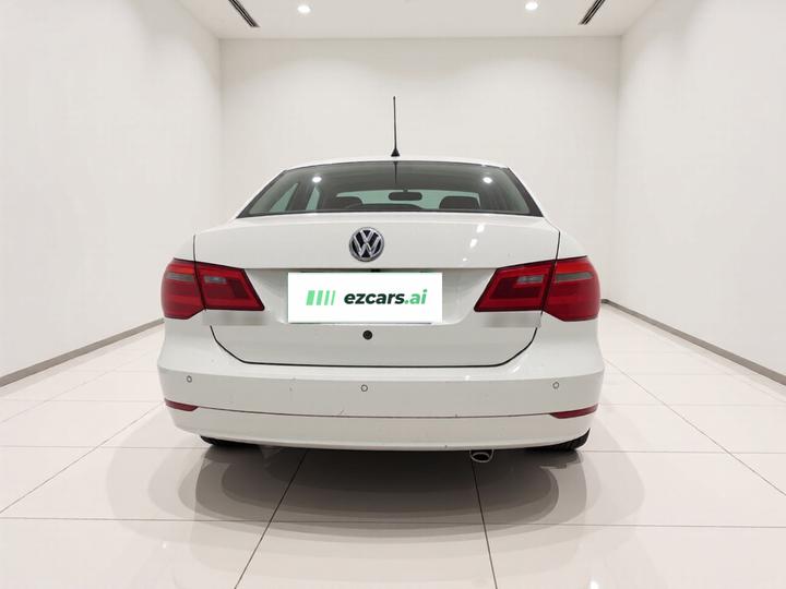 2015 1.6L MT Comfort photo 5
