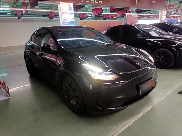 Model Y 2023 RWD photo 3