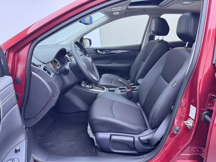 Tiida 2019 1.6L CVT China VI photo 6