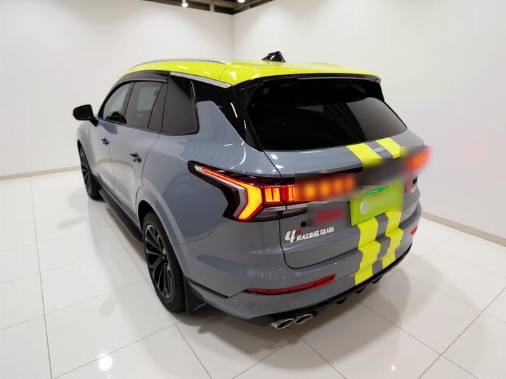 09 2024 2.0T AWD Sport 5-Seater photo 4