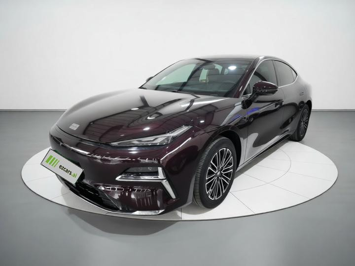 Galaxy Starlight 8 2026 225km EM-i