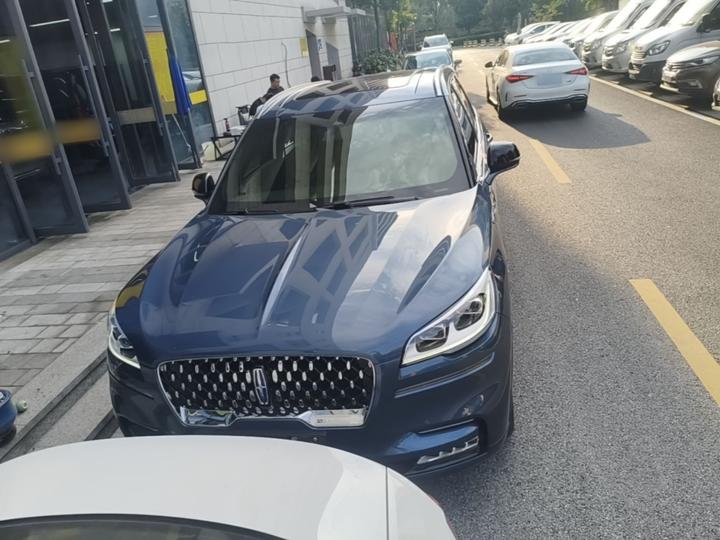 Aviator EV Imported 2020 3.0T V6 Performance Hybrid photo 2