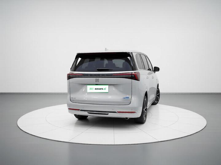 GL8 EV 2025 Exclusive photo 3