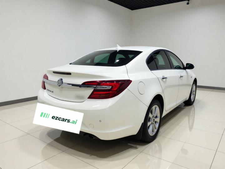Regal 2015 1.6T Elite Tech photo 6