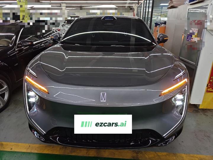 07 2024 Ultra EV AWD photo 2
