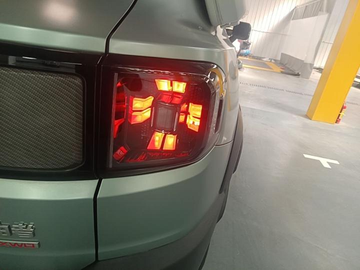 2025 2.0TD XWD photo 7