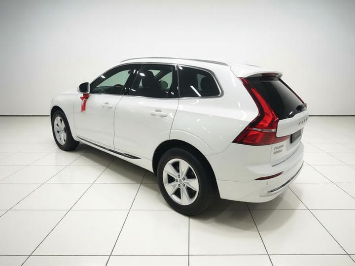 XC60 2022 B5 AWD Luxury photo 4