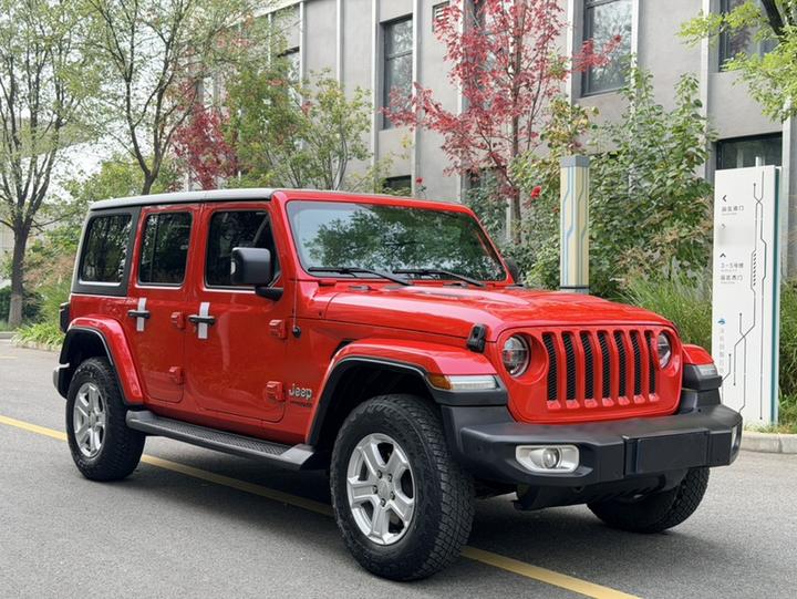 Wrangler 2021 2.0T 4-Door photo 3