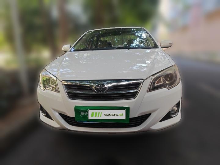 2013 1.6L AT Excellence photo 2