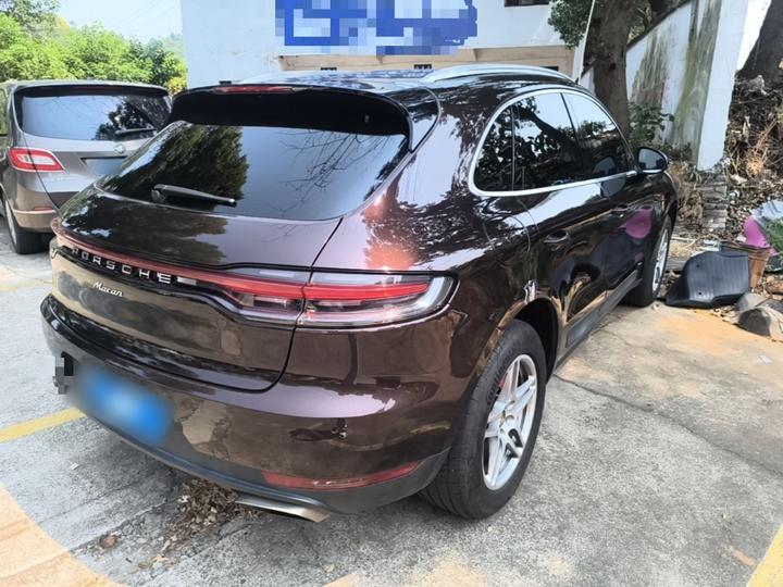 2018 Macan 2.0T photo 4