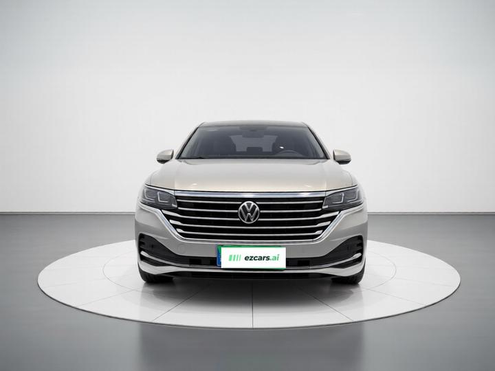 Viloran 2020 330TSI Luxury photo 2