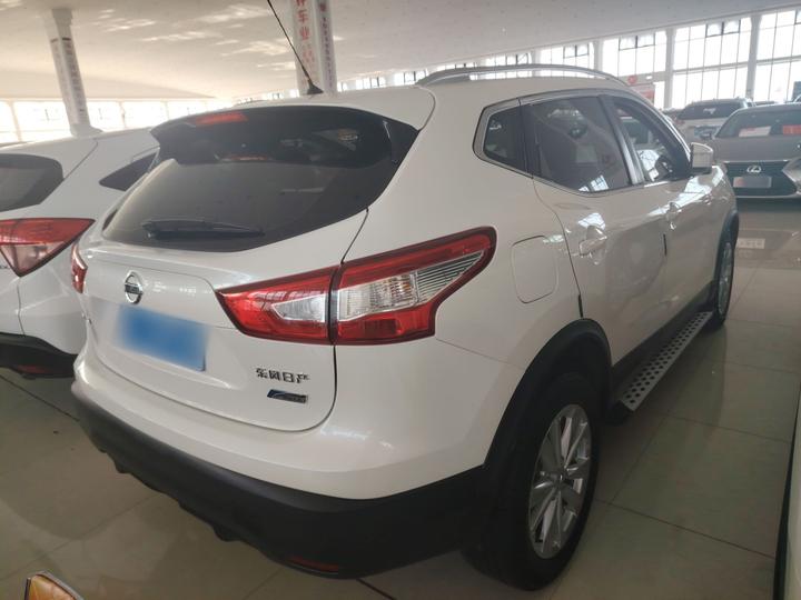 Qashqai 2016 2.0L CVT Elite photo 4