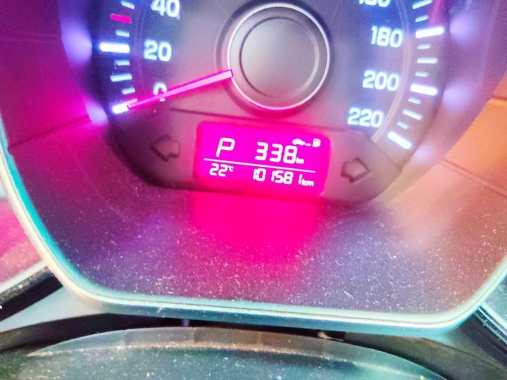 K2 2015 Sedan 1.4L AT GLS photo 6