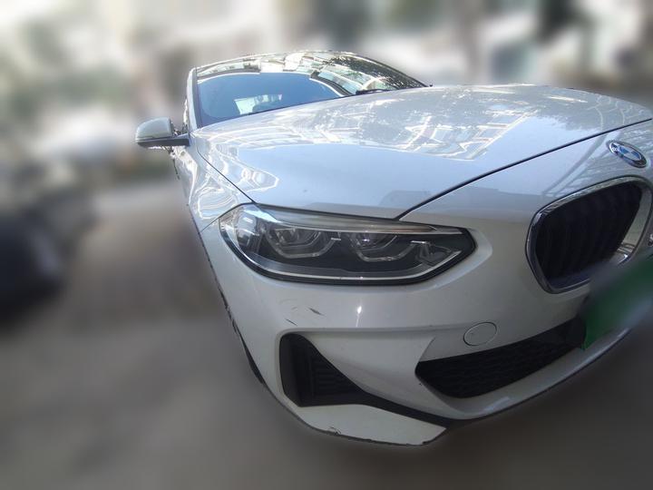 1 Series 2019 120i M Sport Package photo 3