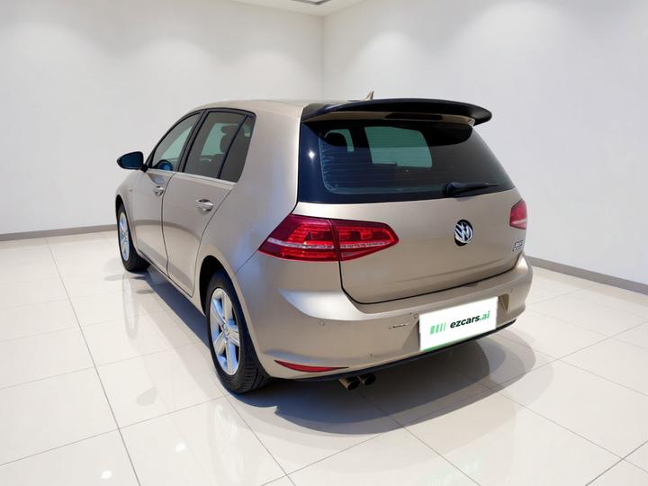 Golf 2017 230TSI AT Comfort Anniversary Edition photo 4