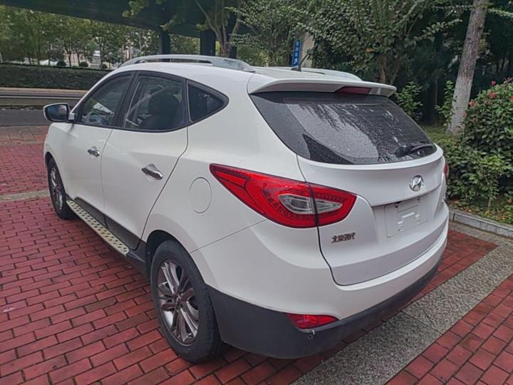 ix35 2013 2.0L AT RWD Smart GLS IV photo 4