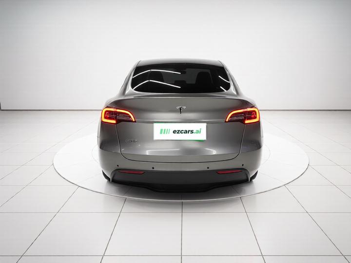 Model Y 2022 Facelift RWD photo 3