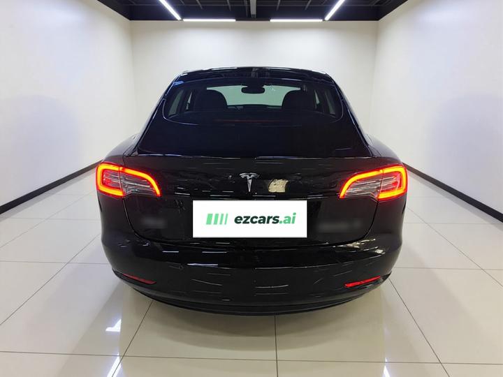 Model 3 2022 RWD photo 5