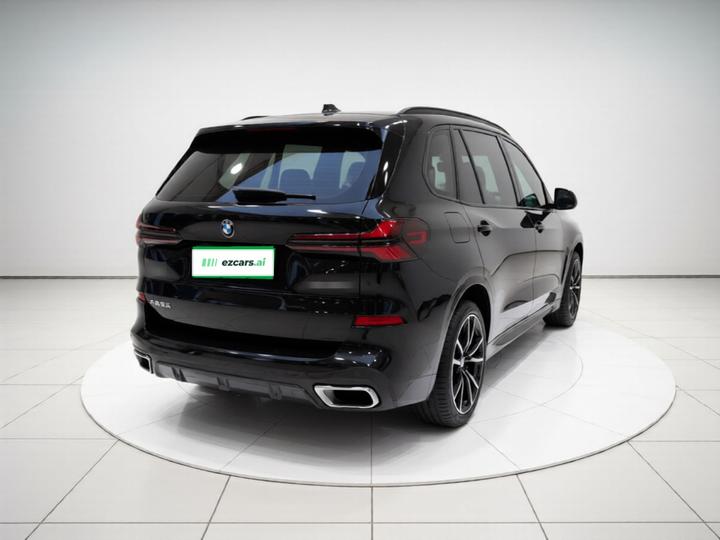 X5 2025 xDrive 30Li Exclusive M M Sport Night Package photo 5