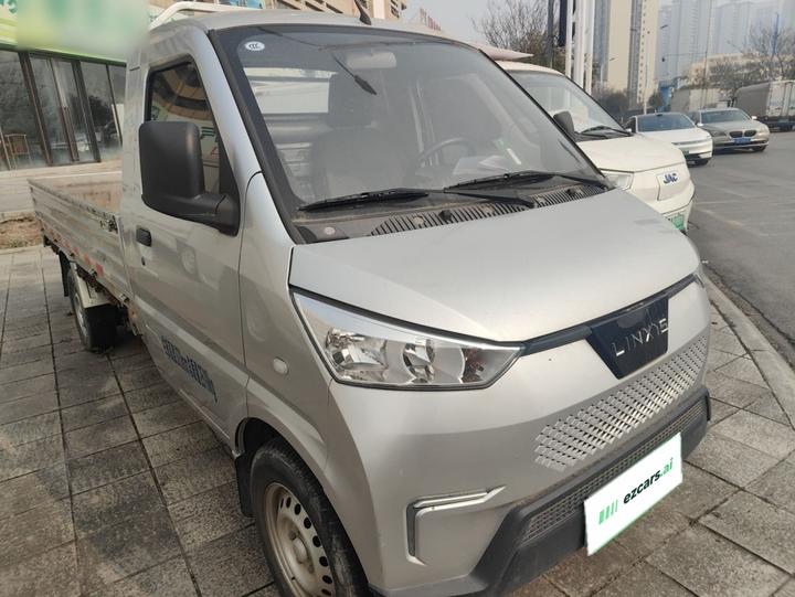 Wuling 2022 35.904kWh photo 3