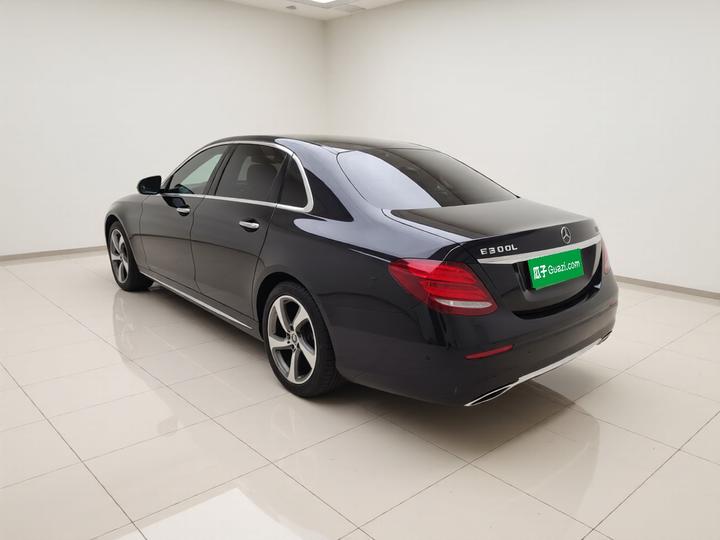 E-Class 2019 Facelift E 300 L Sport Luxury photo 3