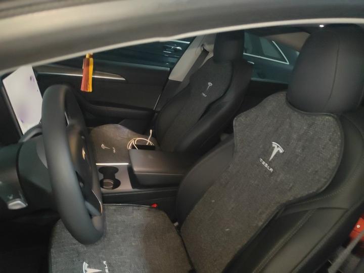 Model 3 2022 RWD photo 7