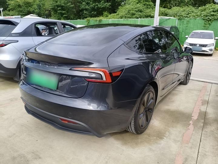Model 3 2025 RWD photo 4