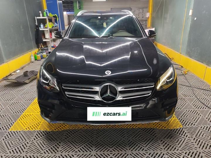 GLC 2018 Facelift GLC 260 4MATIC Dynamic photo 2