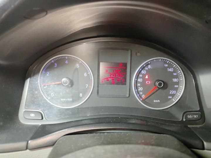 Bora 2011 1.6L AT Comfort photo 4