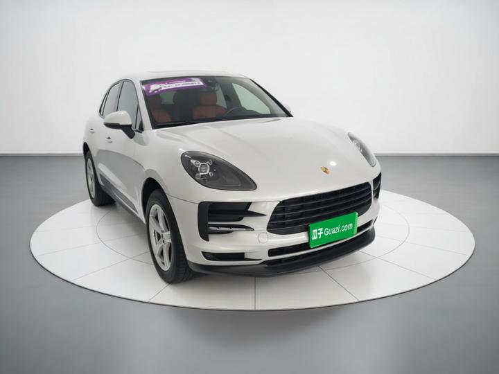 2018 Macan 2.0T photo 3