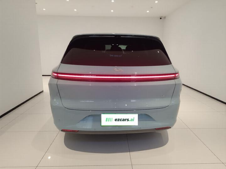 Li Auto L6 2025 Max Smart Refresh Edition photo 5