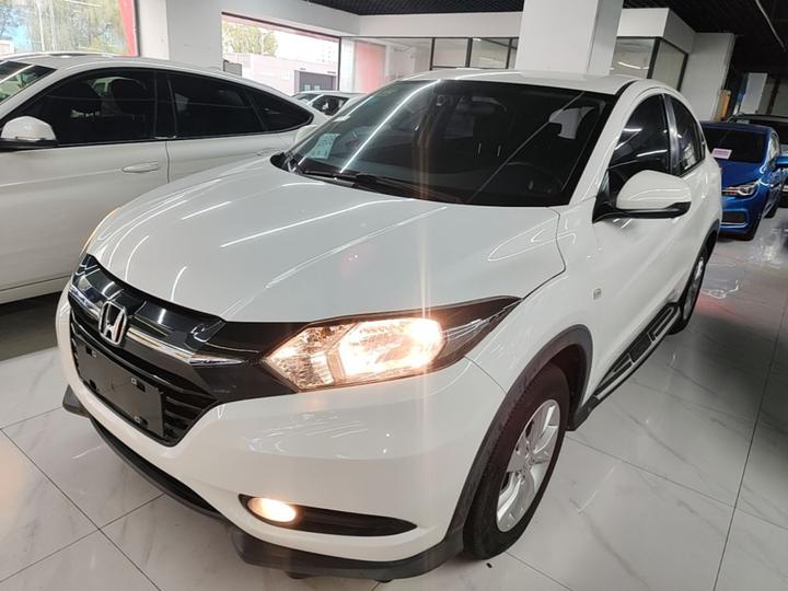 Vezel 2017 1.5L CVT RWD Comfort