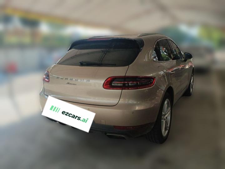 2014 Macan 2.0T photo 6