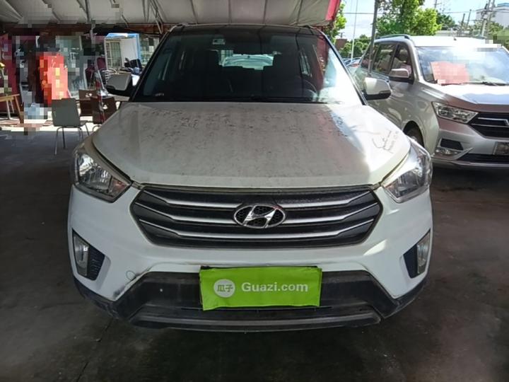 ix25 2015 1.6L AT RWD Smart GLS photo 2