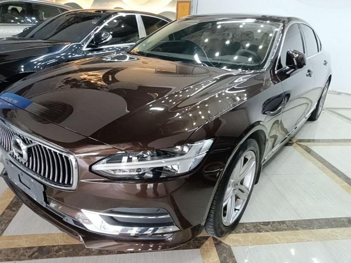 S90 2019 T5