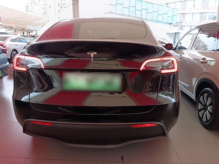 Model Y 2021 Standard Range RWD photo 5