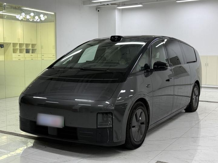 Li MEGA 2024 Ultra