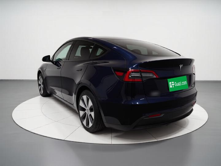 Model Y 2022 RWD photo 4