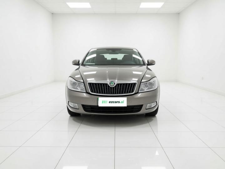 Octavia 2013 1.6L AT photo 3