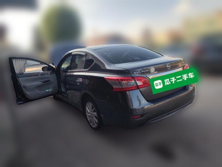 Sylphy 2014 1.6XV CVT Exclusive photo 4
