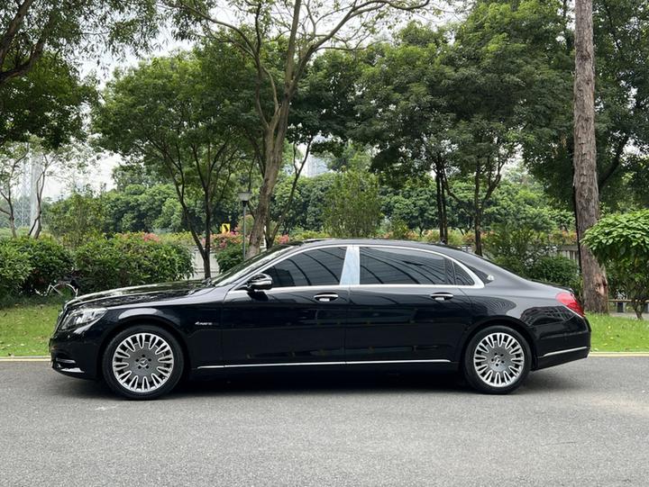 Maybach S-Class 2017 S 400 4MATIC photo 3