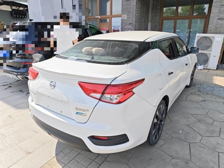 2016 1.6L CVT Smart Cool photo 4