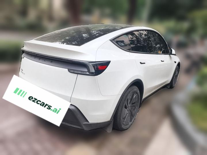Model Y 2025 RWD photo 6