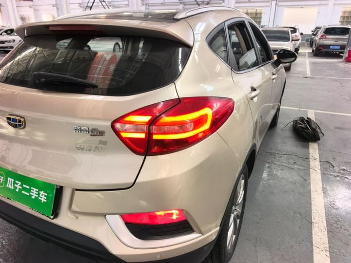 Emgrand GS 2016 1.8L MT photo 7